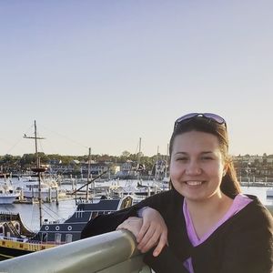 Meet your Posher, Lana